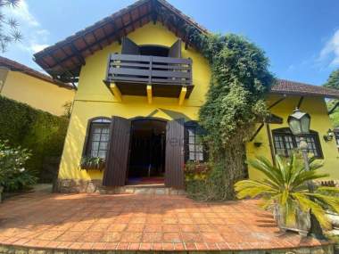 Casa em Quitandinha - Petrópolis - 4 Quartos