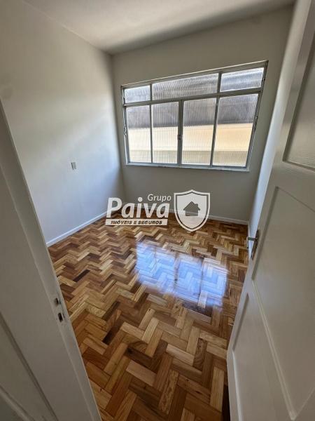 Apartamento à venda em Várzea, Teresópolis - RJ