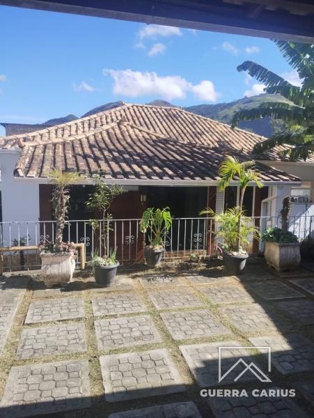 Casa em Itamarati - Petrópolis/RJ  - 3 Quartos