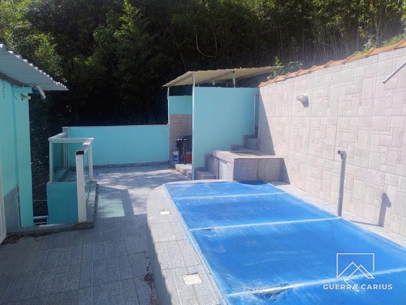 Casa em Floresta - Petrópolis/RJ  - 2 Quartos