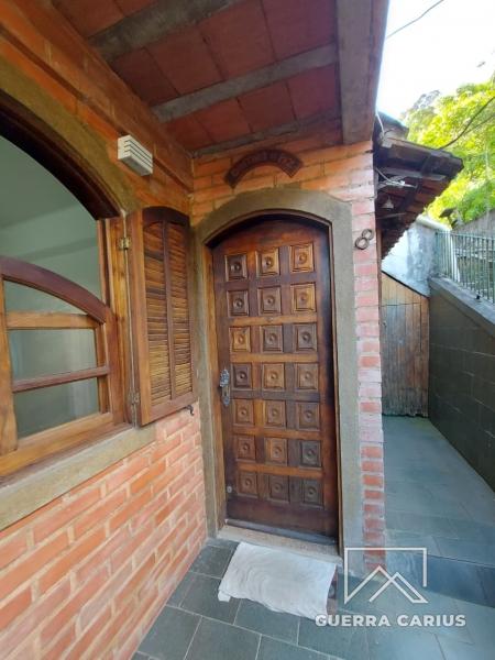 Casa em Centro - Petrópolis/RJ  - 2 Quartos