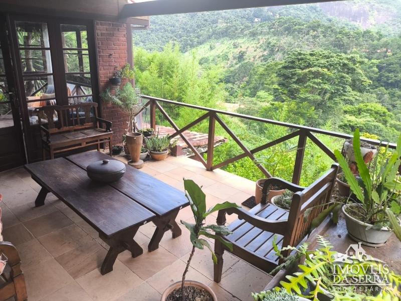 Comprar Casa em Condomínio em Itaipava, Petrópolis/RJ - Imóveis da Serra