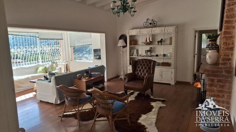 Casa em Corrêas - Petrópolis/RJ  - 4 Quartos