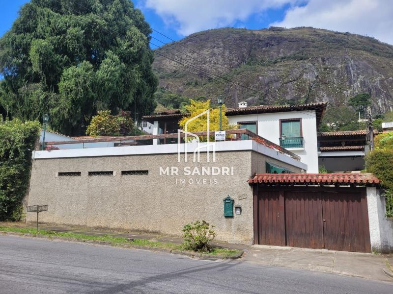 Casa à venda em Quitandinha, Petrópolis - RJ