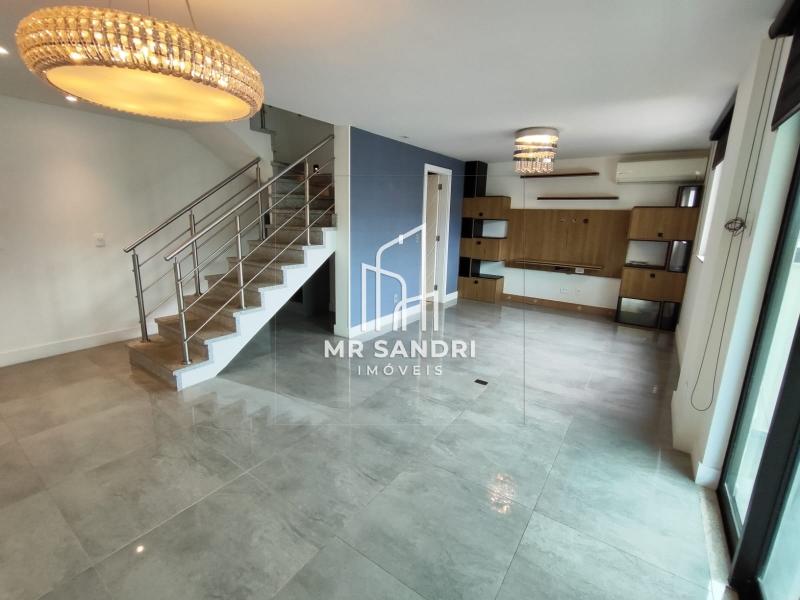 Apartamento à venda em Itaipava, Petrópolis - RJ