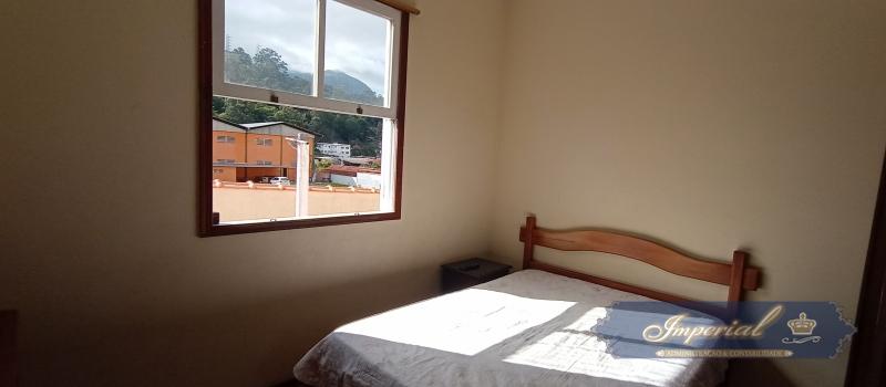 Casa à venda com 4 quartos, 100m² - Foto 10