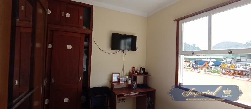 Casa à venda com 4 quartos, 100m² - Foto 11