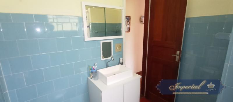 Casa à venda com 4 quartos, 100m² - Foto 13