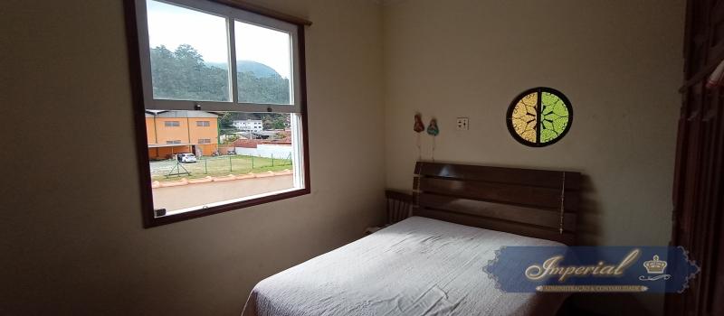 Casa à venda com 4 quartos, 100m² - Foto 17