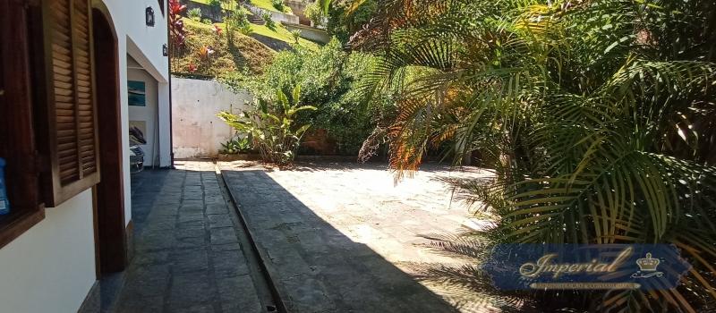 Casa à venda com 4 quartos, 350m² - Foto 16