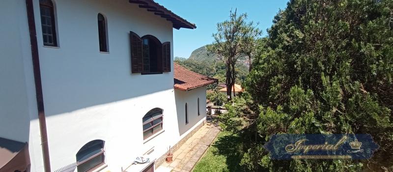 Casa à venda com 4 quartos, 350m² - Foto 32