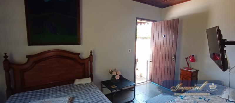 Casa à venda com 4 quartos, 350m² - Foto 35