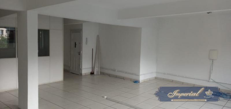 Imóvel Comercial para Alugar em Bingen, Petrópolis - RJ - Foto 7
