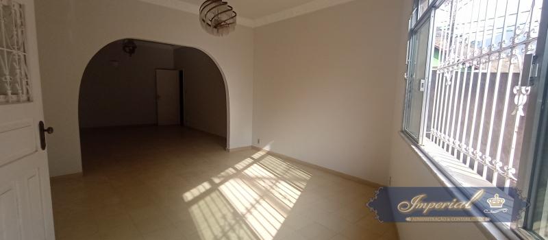 Casa à venda com 4 quartos, 250m² - Foto 5