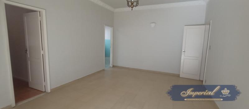 Casa à venda com 4 quartos, 250m² - Foto 6