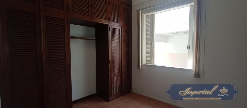 Casa à venda com 4 quartos, 250m² - Foto 8