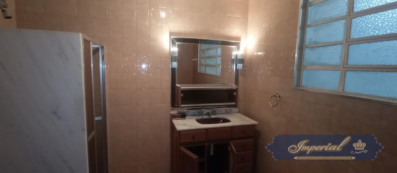 Casa à venda com 4 quartos, 250m² - Foto 11