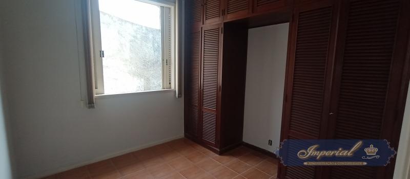 Casa à venda com 4 quartos, 250m² - Foto 13