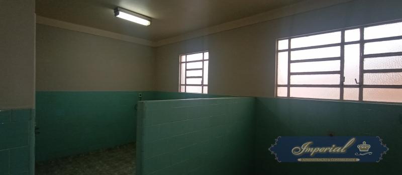 Casa à venda com 4 quartos, 250m² - Foto 18