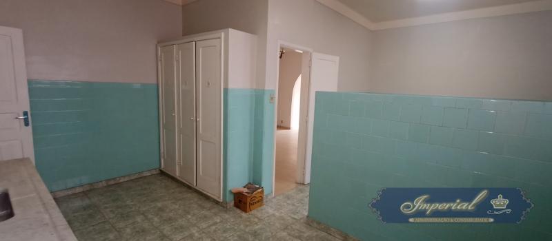 Casa à venda com 4 quartos, 250m² - Foto 19