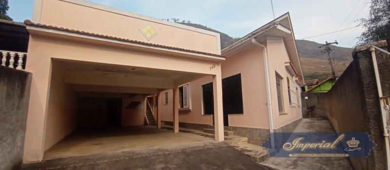 Casa à venda com 4 quartos, 250m² - Foto 4