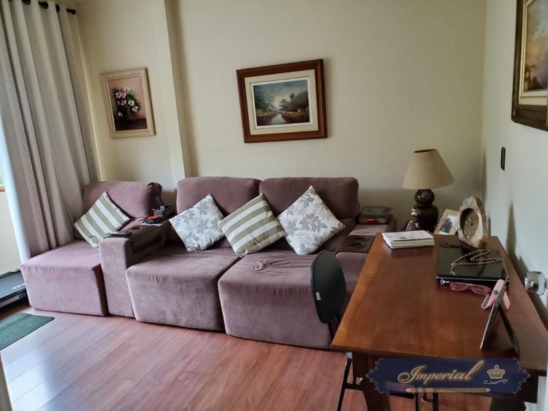 Casa à venda com 4 quartos, 130m² - Foto 17