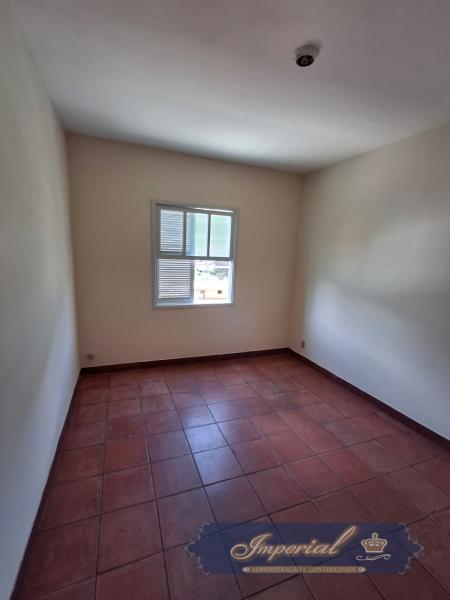 Casa para Alugar em Cascatinha, Petrópolis - RJ - Foto 2