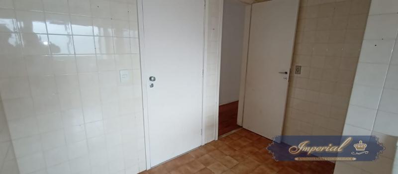 Apartamento à venda com 3 quartos, 100m² - Foto 4