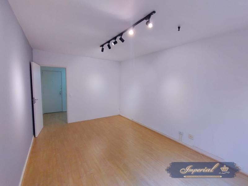 Imóvel Comercial para Alugar em Centro, Petrópolis - RJ - Foto 2