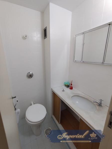 Imóvel Comercial para Alugar em Centro, Petrópolis - RJ - Foto 3