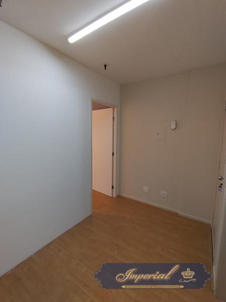 Imóvel Comercial para Alugar em Centro, Petrópolis - RJ - Foto 5