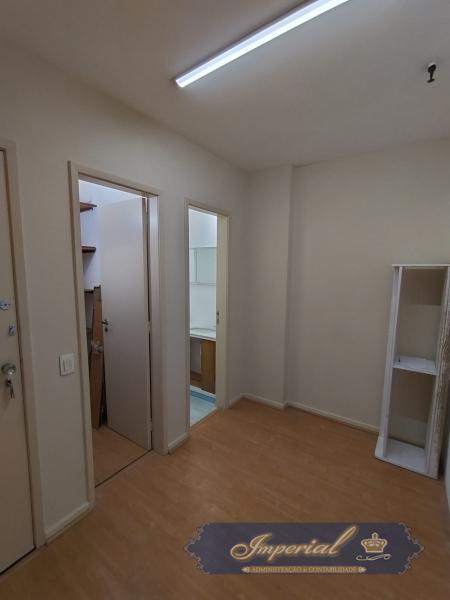 Imóvel Comercial para Alugar em Centro, Petrópolis - RJ - Foto 6