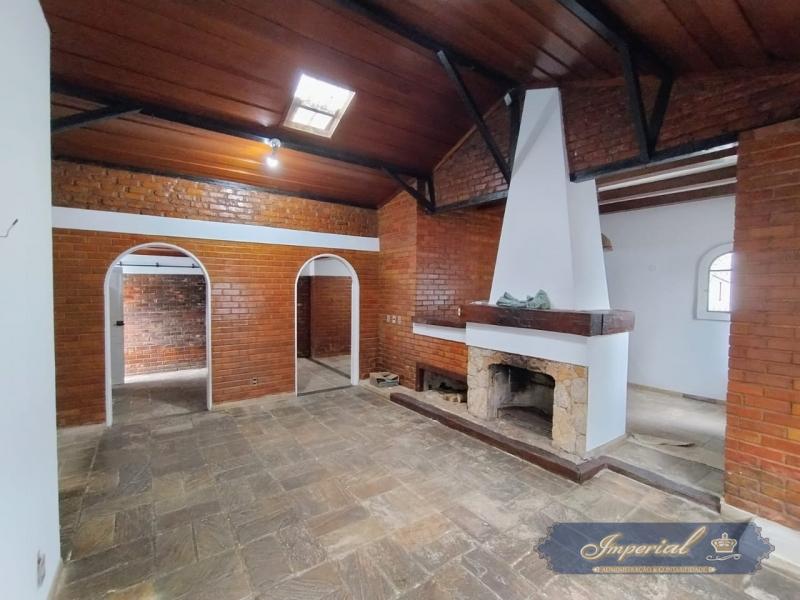Casa para alugar com 3 quartos, 300m² - Foto 9