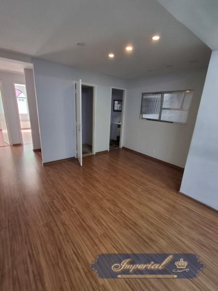 Imóvel Comercial para Alugar em Centro, Petrópolis - RJ - Foto 2