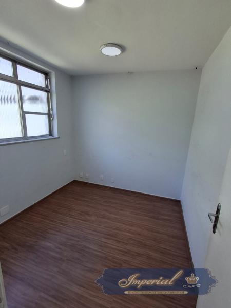 Imóvel Comercial para Alugar em Centro, Petrópolis - RJ - Foto 9