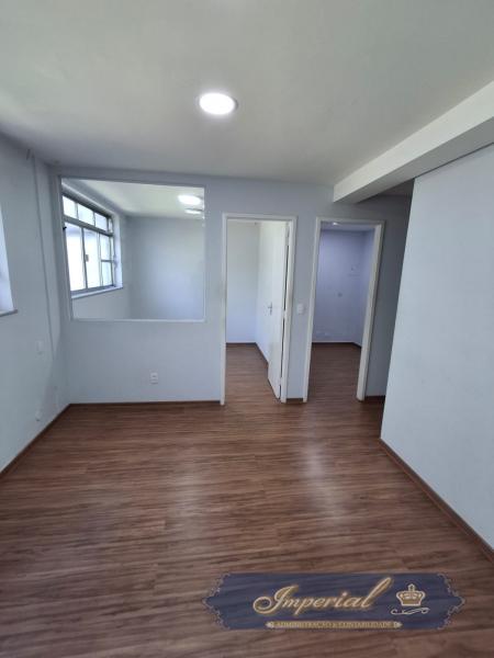 Imóvel Comercial para Alugar em Centro, Petrópolis - RJ - Foto 10