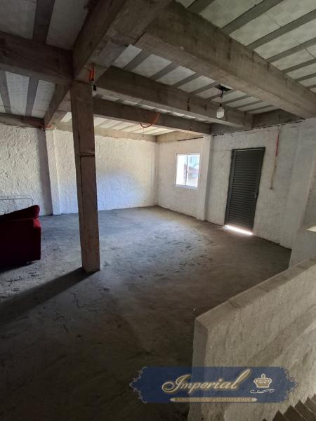 Imóvel Comercial para Alugar em Carangola, Petrópolis - RJ - Foto 4