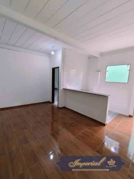 Apartamento para Alugar em Quitandinha, Petrópolis - RJ - Foto 1