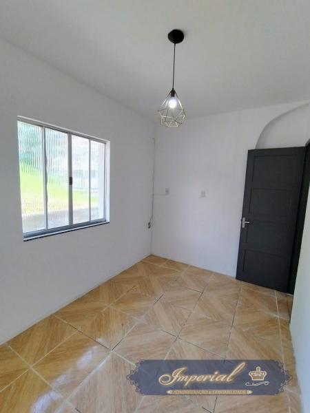 Apartamento para Alugar em Cascatinha, Petrópolis - RJ - Foto 1