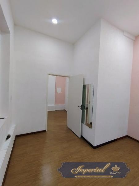 Imóvel Comercial para Alugar em Centro, Petrópolis - RJ - Foto 5