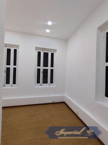 Imóvel Comercial para Alugar em Centro, Petrópolis - RJ - Foto 2