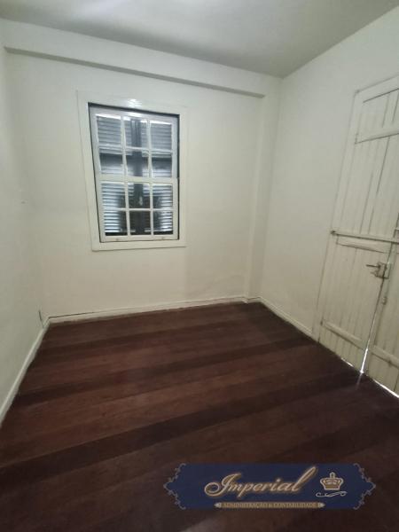 Casa para Alugar em Caxambu, Petrópolis - RJ - Foto 2