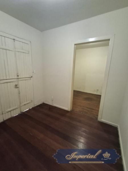 Casa para Alugar em Caxambu, Petrópolis - RJ - Foto 3