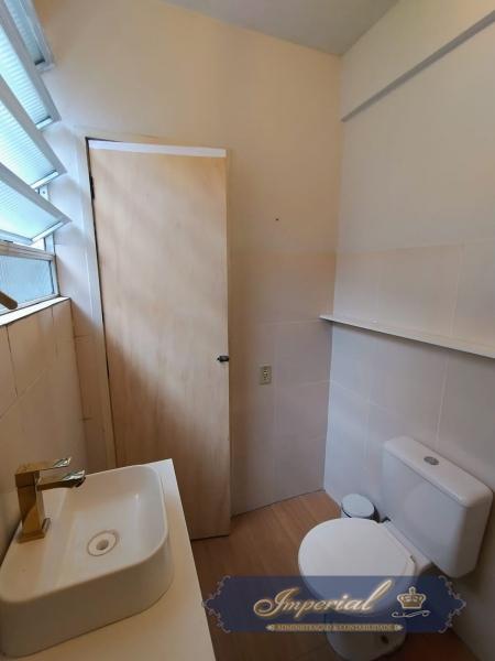 Imóvel Comercial para Alugar em Centro, Petrópolis - RJ - Foto 7