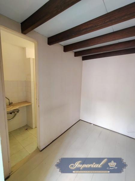 Imóvel Comercial para Alugar em Centro, Petrópolis - RJ - Foto 7