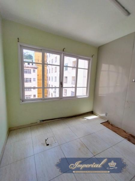 Imóvel Comercial para Alugar em Centro, Petrópolis - RJ - Foto 1