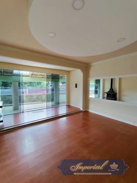 Casa para Alugar em Independência, Petrópolis - RJ - Foto 1