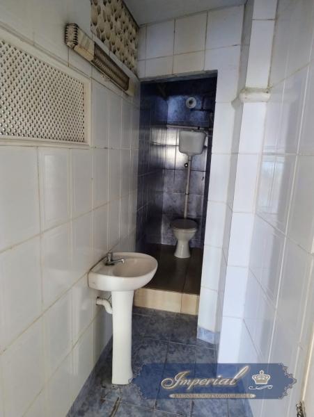 Imóvel Comercial para Alugar em Centro, Petrópolis - RJ - Foto 9