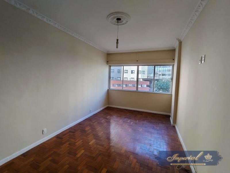 Apartamento para Alugar em Centro, Petrópolis - RJ - Foto 3