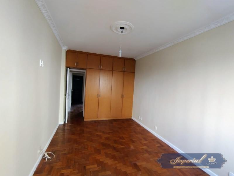 Apartamento para Alugar em Centro, Petrópolis - RJ - Foto 4